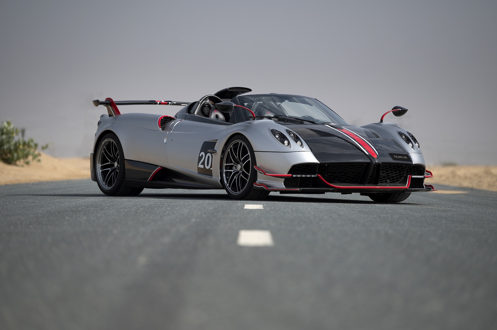Huayra Roadster BC Image 3