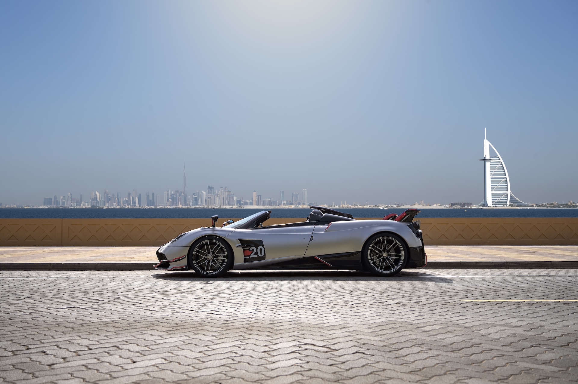 Huayra Roadster BC Image 4
